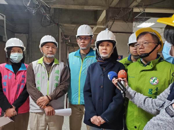 民政委員會會勘「本市松柏育樂中心施工進度及長青公寓委外狀況」