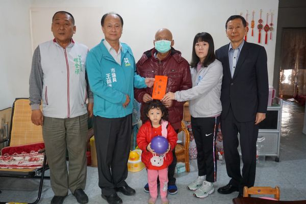 臺市議會慰問安南區困苦民眾  盼助其度難關