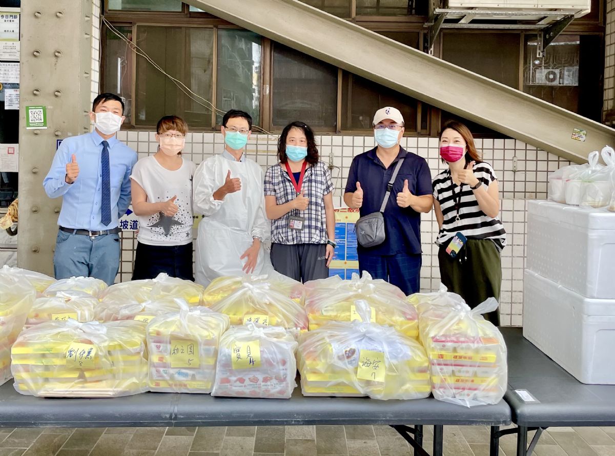 議員沈震東-感謝北區基層衛生所及醫療院所之努力，持續為市民施打疫苗