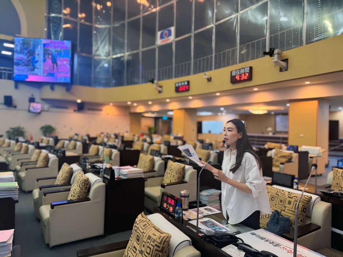 議員曾之婕自由發言