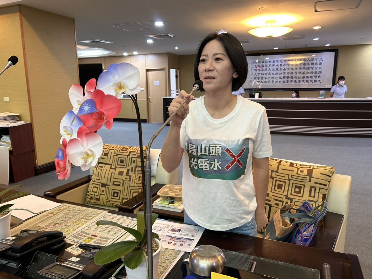 議員李中岑市政總質詢