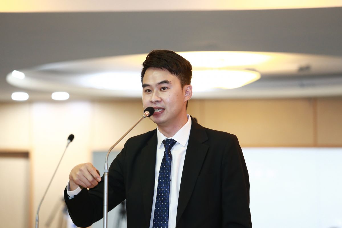 議員林冠維市政總質詢
