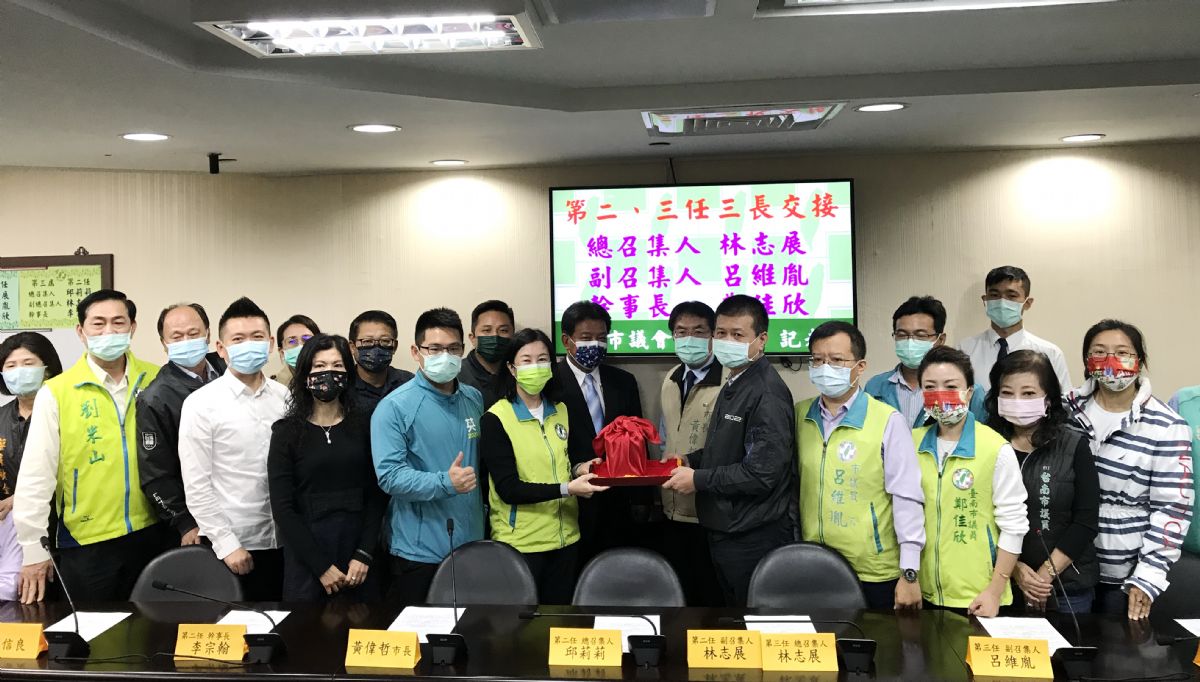 民進黨團第三屆第二、三任三長交接記者會