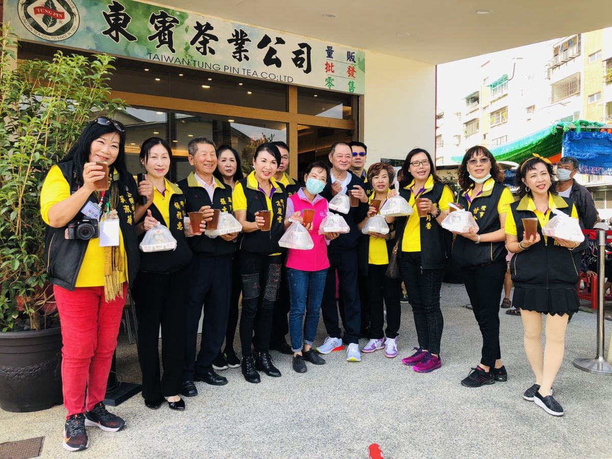 議員林美燕-東賓愛心會每週三送愛心便當 讚讓愛源源不絕
