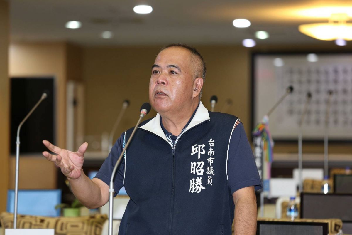 議員邱昭勝自由發言質詢-私人神壇私自合婚媽祖 民政局長認違反宗教傳統