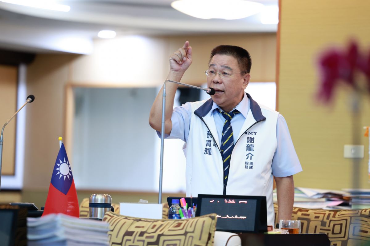 議員蔡育輝市政總質詢