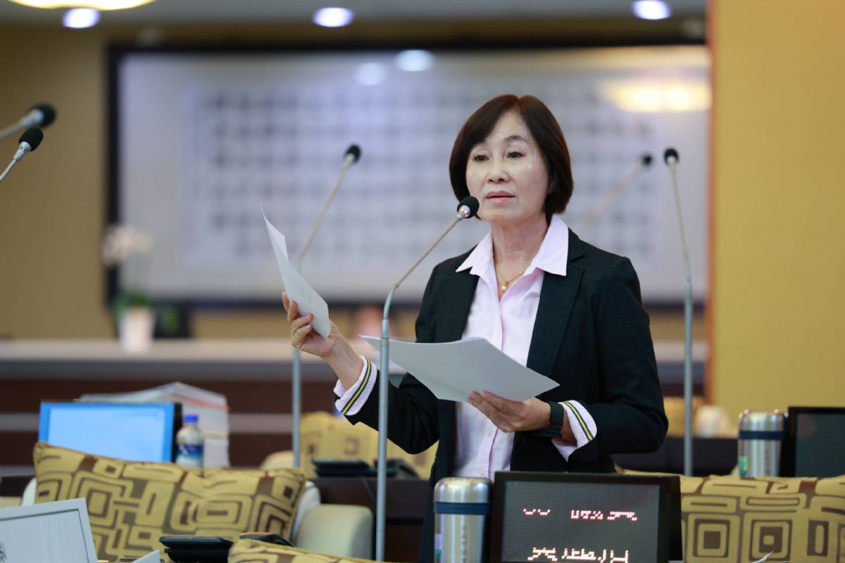 議員黃麗招市政總質詢-爭取海洋親子館獲市長支持