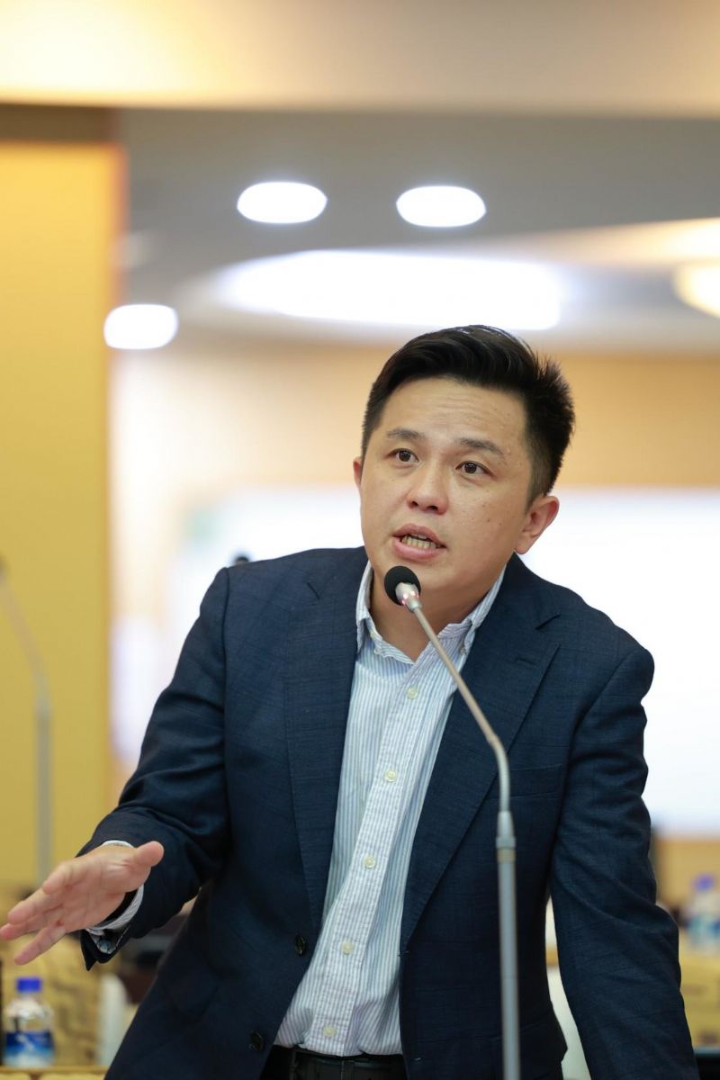議員李啟維-謝龍介敢接受挑戰嗎？