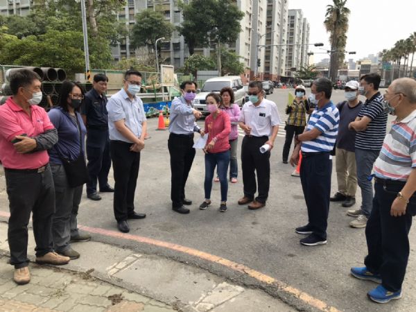 林美燕議員「危險道路內縮!機車族多『撞』況」記者會
